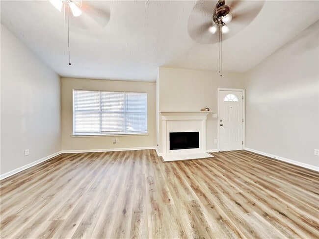 200 Adam Cir in Mcdonough, GA - Building Photo - Building Photo