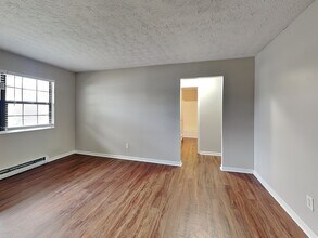 3241 Remington Dr in Indianapolis, IN - Building Photo - Building Photo