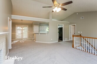 44 Serenity Ct in Hoschton, GA - Foto de edificio - Building Photo