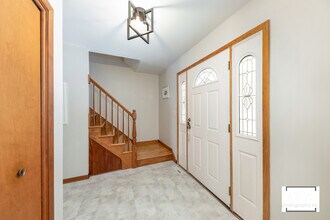 1236 Hercules Ln in Naperville, IL - Building Photo - Building Photo