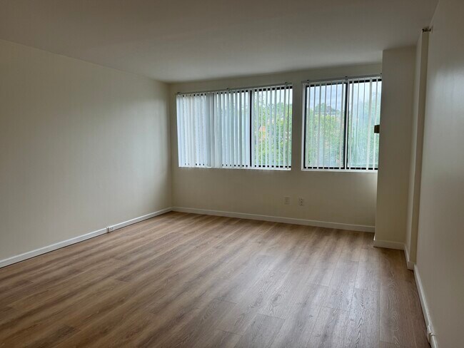 property at 1731 Beacon St