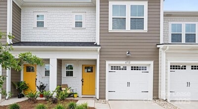 9100 Bluedale Rd in Charlotte, NC - Building Photo - Building Photo