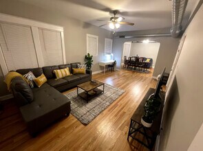 217 Des Plaines Ave in Forest Park, IL - Building Photo - Building Photo