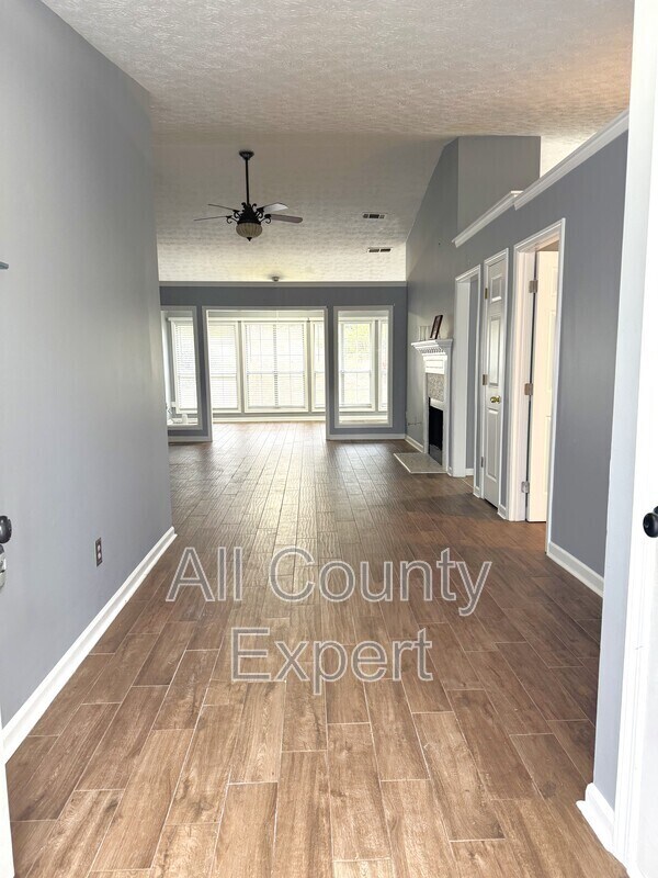 915 Prestonwood Dr in Lawrenceville, GA - Building Photo - Building Photo