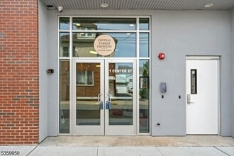 247 Parker Ave in Clifton, NJ - Building Photo - Building Photo