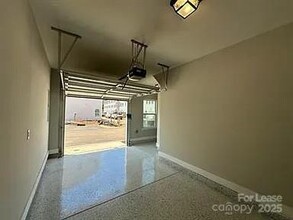 5012 Central Ave in Charlotte, NC - Building Photo - Building Photo