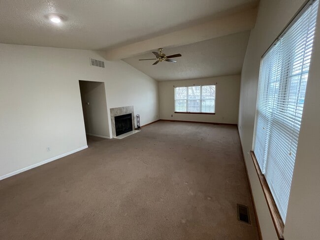 property at 3207 Amy Dr
