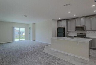 2262 Mountain Pine St in Ocoee, FL - Building Photo - Building Photo