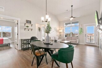 1875 Fall River Dr in Loveland, CO - Building Photo - Building Photo