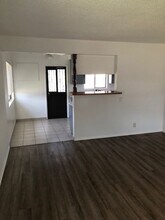 9847 Loftus Dr in El Monte, CA - Foto de edificio - Building Photo