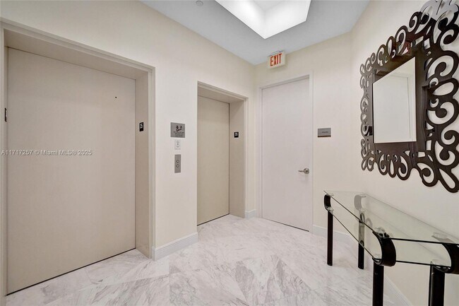 16001 Collins Ave, Unit 3507 in Sunny Isles Beach, FL - Foto de edificio - Building Photo