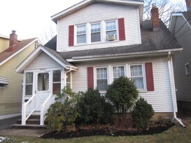 45 Niles Ave in Madison, NJ - Building Photo
