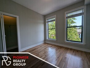 629 W Oakdale Ave in Chicago, IL - Building Photo - Building Photo