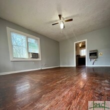 1226 E Henry St in Savannah, GA - Building Photo - Building Photo