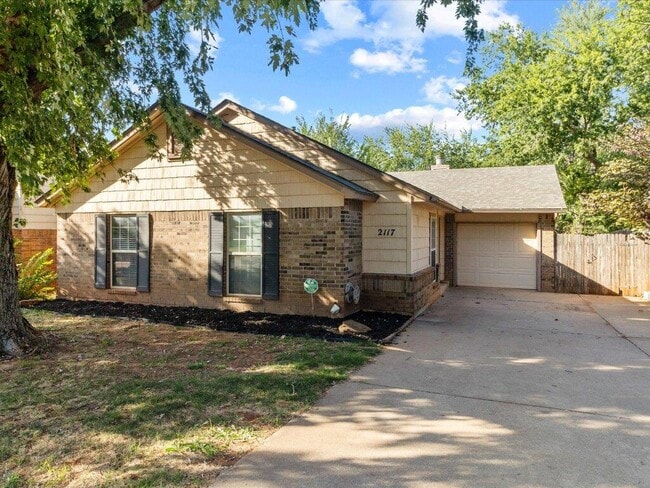 property at 2117 Foxfire Rd