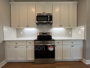 705 Baldwin Ave in Charlotte, NC - Building Photo - Building Photo