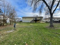 204 Kansas St in Horicon, WI - Foto de edificio - Building Photo