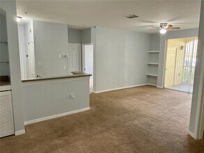 1100 Lake Shadow Cir in Maitland, FL - Building Photo - Building Photo
