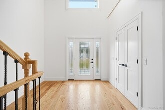 67 Paulding Ln, Unit A in Crompond, NY - Foto de edificio - Building Photo