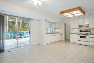 33533 Dewdney Trunk Rd in Mission, BC - Building Photo - Building Photo