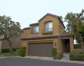 10 Lessay in Newport Beach, CA - Building Photo - Building Photo