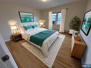 368 New St in Lyndhurst, NJ - Building Photo - Building Photo