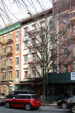 621 E 11th St in New York, NY - Building Photo - Building Photo