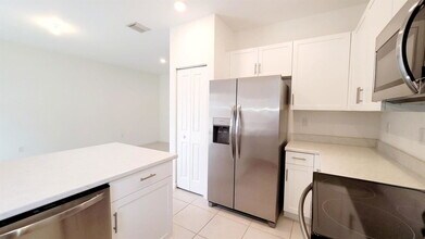 28706 SW 133rd Ct in Homestead, FL - Building Photo - Building Photo