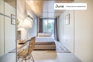 Room in Shared 6 bed/6 bath home in Washington, DC - Building Photo