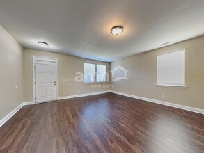 238 Larktree Ln in Fuquay Varina, NC - Building Photo - Building Photo