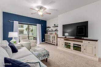 2511 W Queen Creek Rd in Chandler, AZ - Building Photo - Building Photo