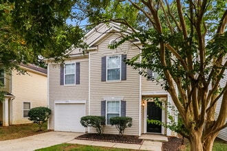7010 Sycamore Grove Ct in Charlotte, NC - Building Photo - Building Photo