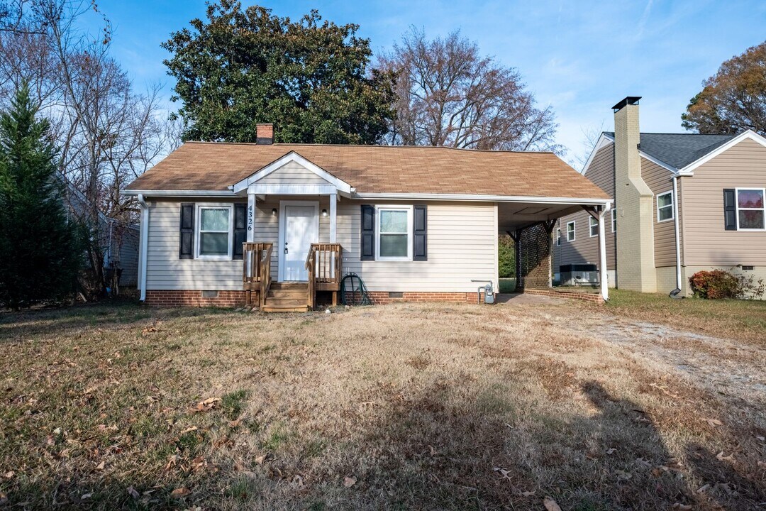 4326 Trinity Ave in Greensboro, NC - Building Photo