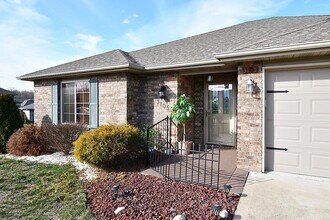 3105 N Oakland Ave in Springfield, MO - Building Photo - Building Photo