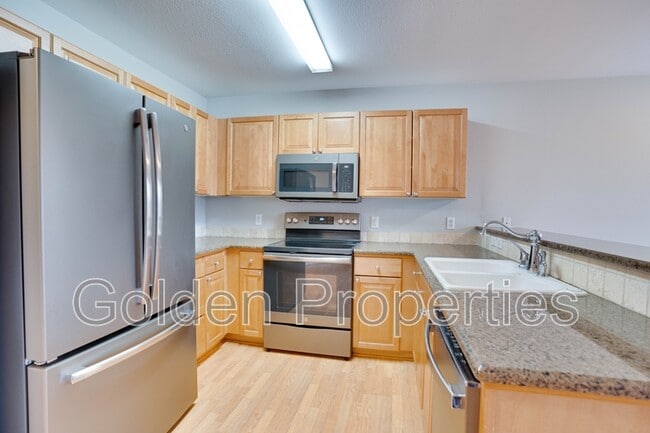 property at 310 N Promenade Loop