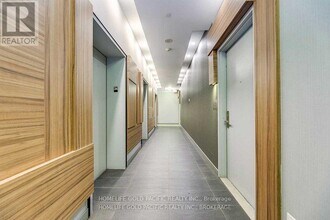 75-1175 St Nicholas St in Toronto, ON - Building Photo - Building Photo