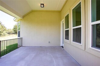 150 Raptor Beak Wy in Cedar Creek, TX - Building Photo - Building Photo