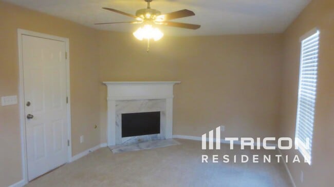7447 Edenberry Way in Lithonia, GA - Building Photo - Building Photo