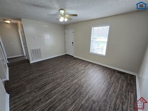 101 Big Oak Dr in Cookeville, TN - Foto de edificio - Building Photo