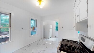 39 Turner St-Unit -2 in Boston, MA - Building Photo - Building Photo