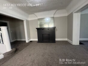 1637 Holyrood Rd in Cleveland, OH - Building Photo - Building Photo