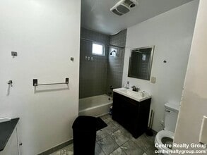 58 Mozart St, Unit 2 in Boston, MA - Building Photo - Building Photo