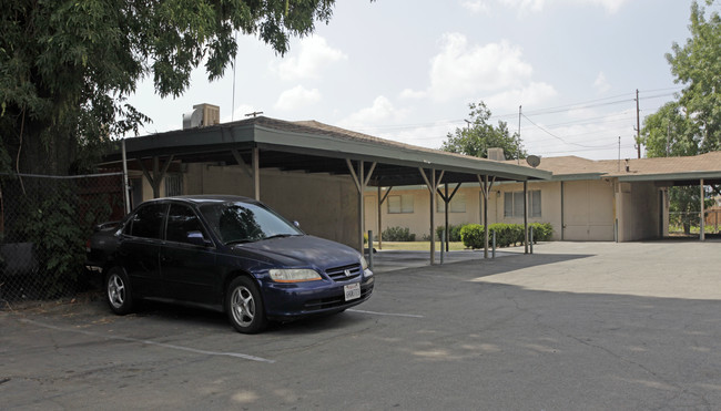 450-471 S Pear St in San Bernardino, CA - Foto de edificio - Building Photo