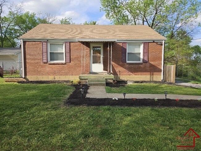 property at 721 Blackstone Ave