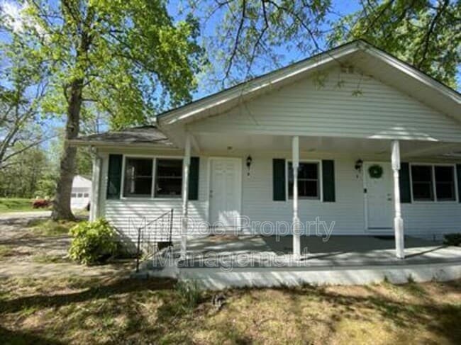10291 Paige Rd in Woodford, VA - Foto de edificio - Building Photo