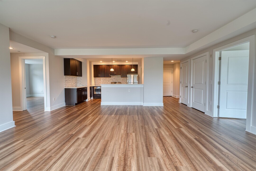 1040 John F. Kennedy Blvd in Bayonne, NJ - Building Photo