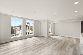 701 N Henry St, Unit 418 in Alexandria, VA - Building Photo - Building Photo