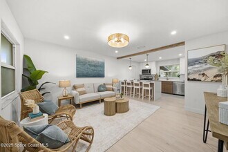 325 Eva St NE in Palm Bay, FL - Building Photo - Building Photo