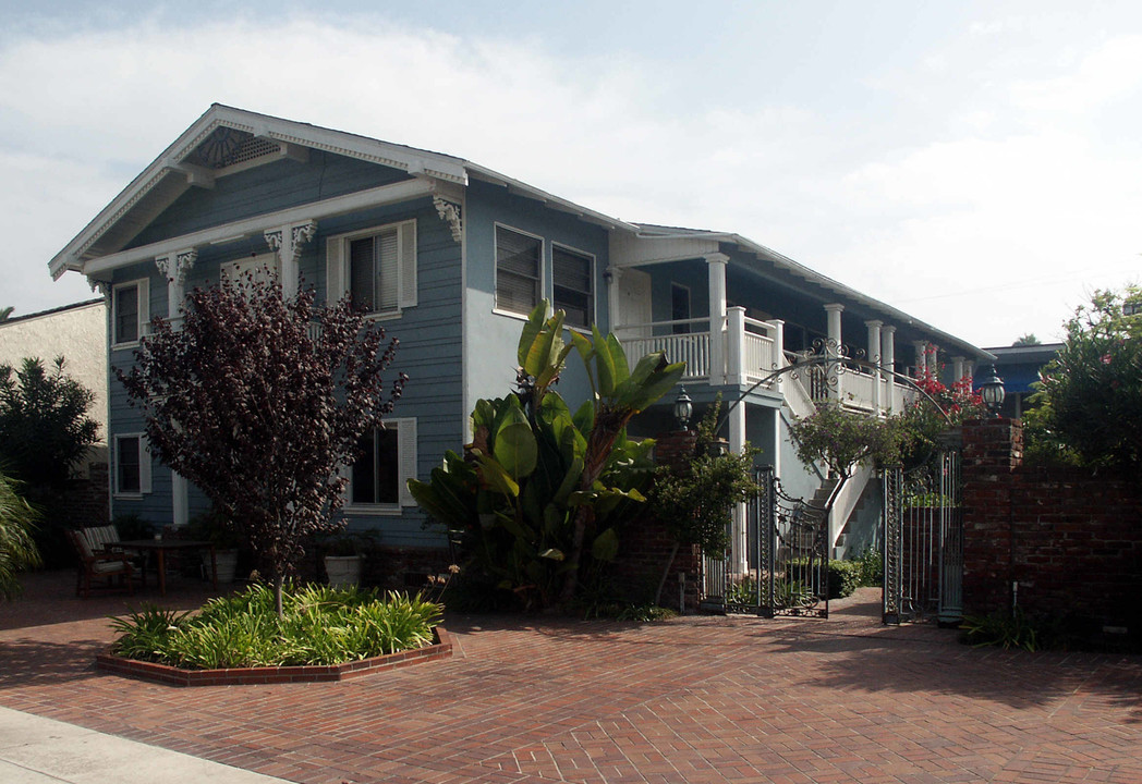 150 12th St in Seal Beach, CA - Building Photo