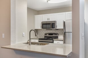 Village Green Student Housing in Raleigh, NC - Building Photo